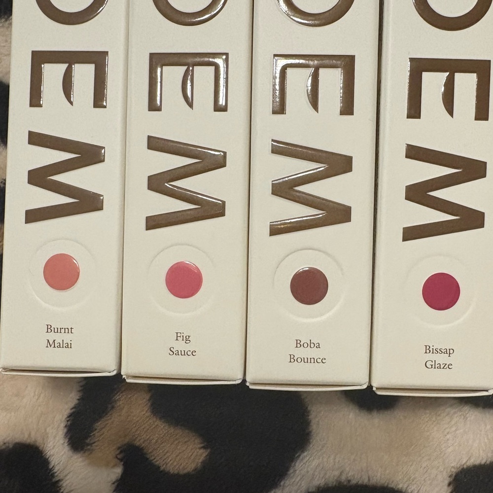 Bundle of 4 EADEM Le Chouchou Lip Softening Balm - Picture 3 of 5
